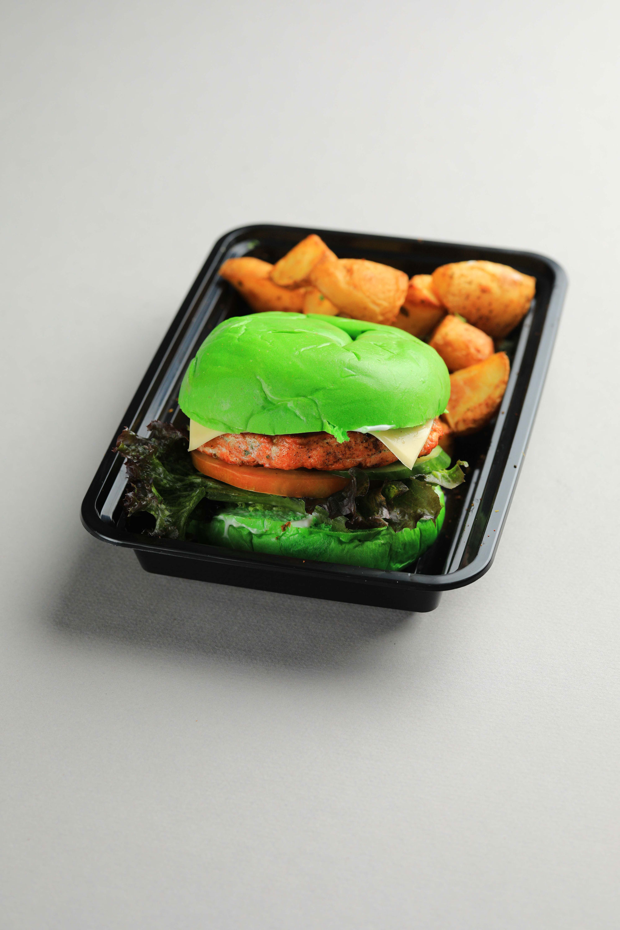 CHICKEN BURGER
