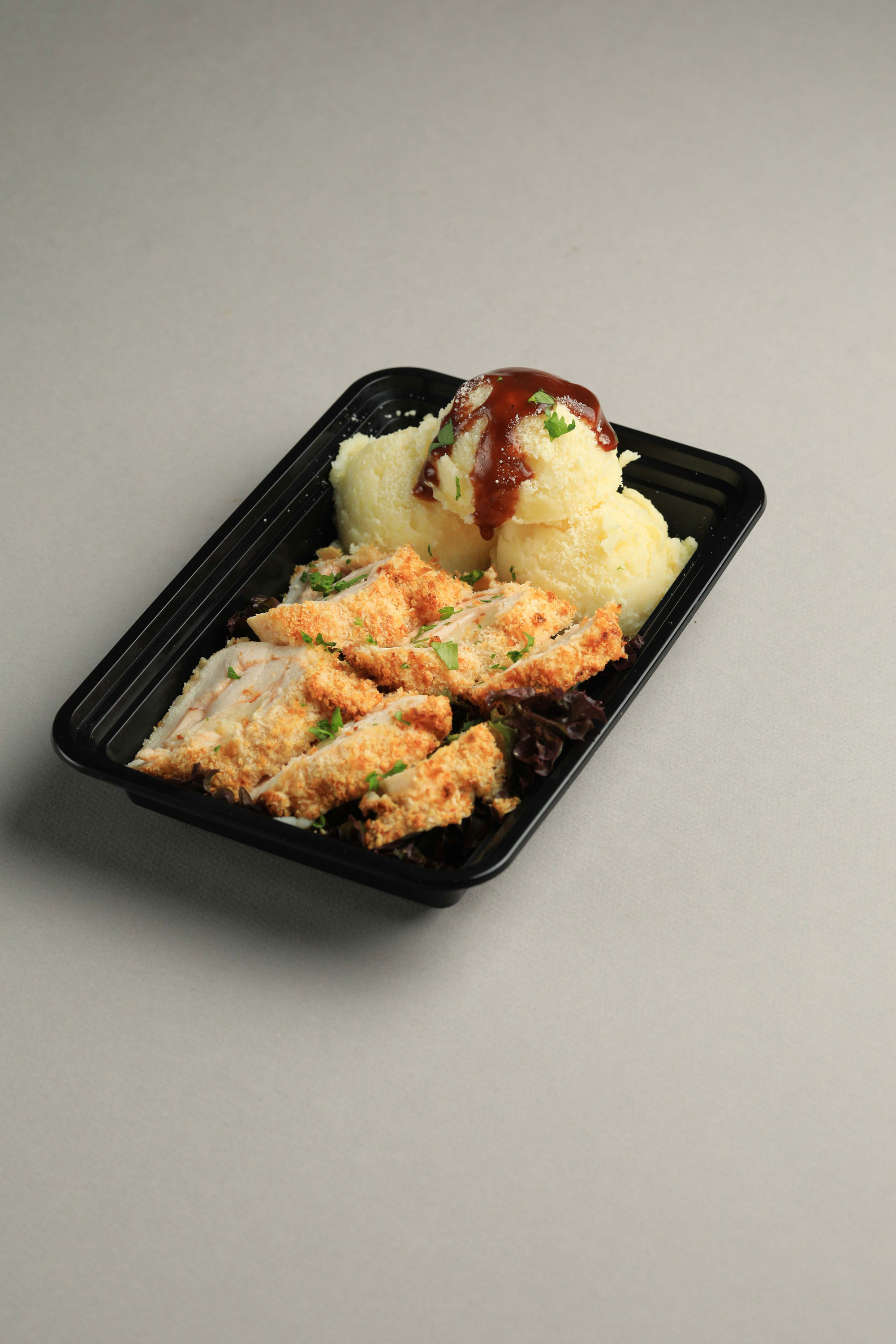 CHICKEN CORDON BLEU